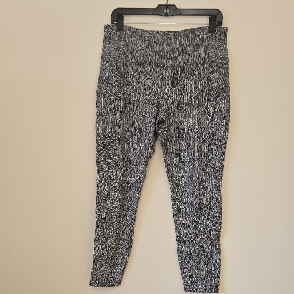 Athleta Black and White Patterned Leggings